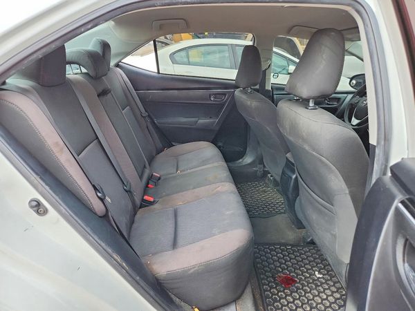 2017 TOYOTA COROLLA