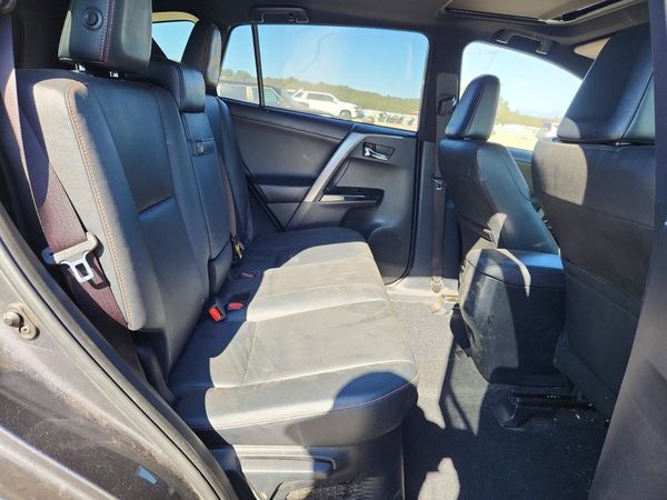 2018 TOYOTA RAV4 SE — PSRS
