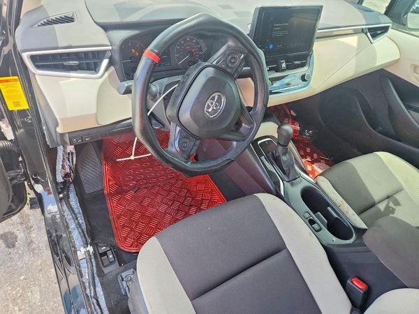 2025 TOYOTA COROLLA