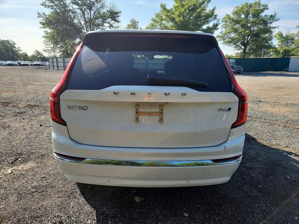 2026 VOLVO XC90 Plus Bright