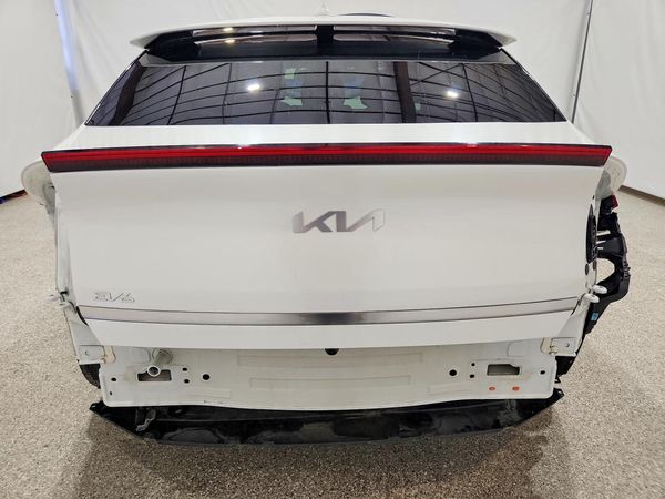 2024 KIA EV6 Light, Wind
