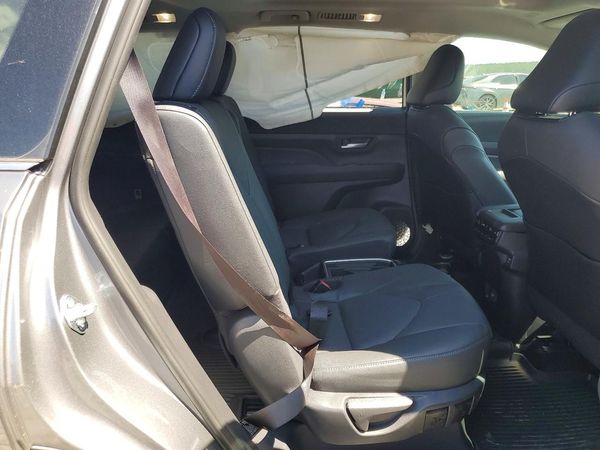 2026 TOYOTA GRAND HIGHLANDER