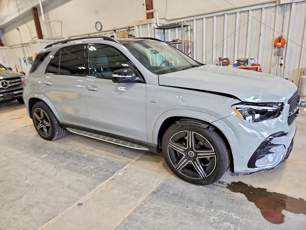 2025 MERCEDES-BENZ GLE