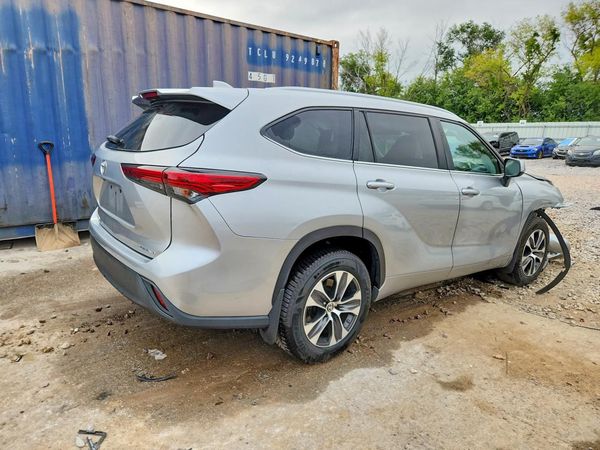 2023 TOYOTA HIGHLANDER