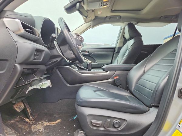 2023 TOYOTA HIGHLANDER