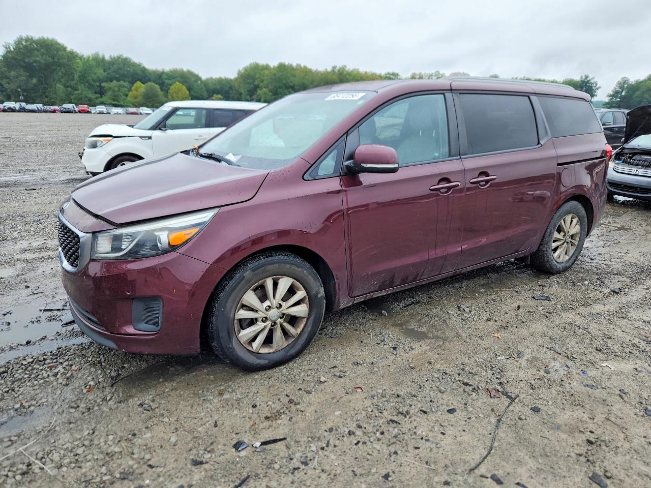 2016 KIA SEDONA LX - Middle-low