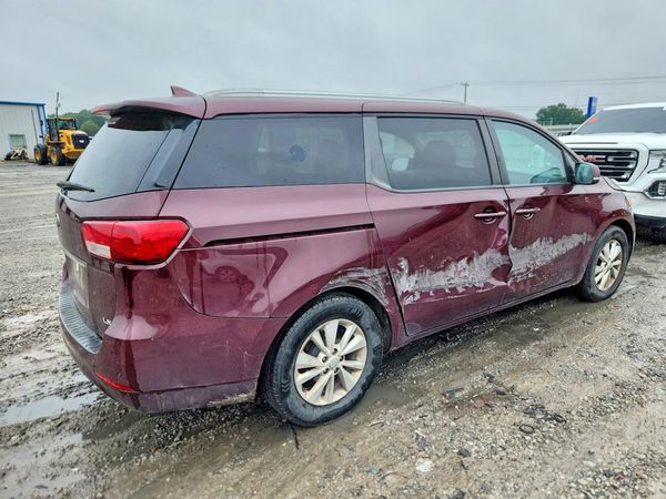 2016 KIA SEDONA LX - Middle-low