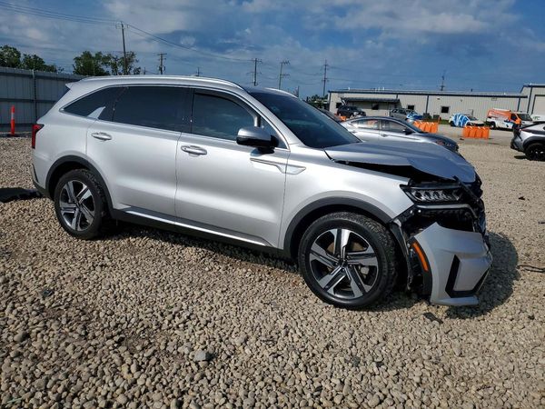 2023 KIA SORENTO