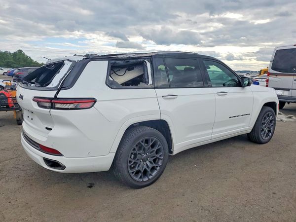 2025 JEEP GRAND CHEROKEE