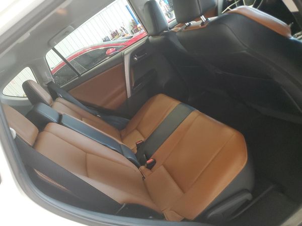 2016 TOYOTA RAV4