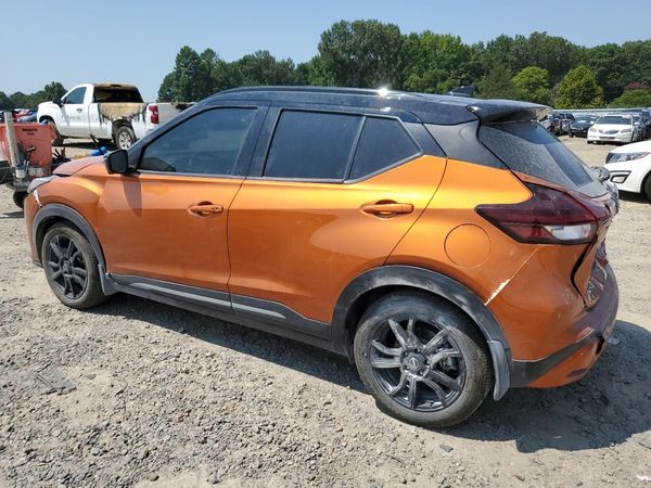 2024 NISSAN KICKS SR