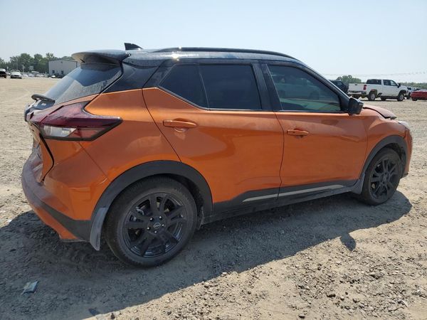2024 NISSAN KICKS SR