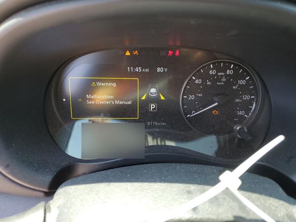 2024 NISSAN KICKS SR