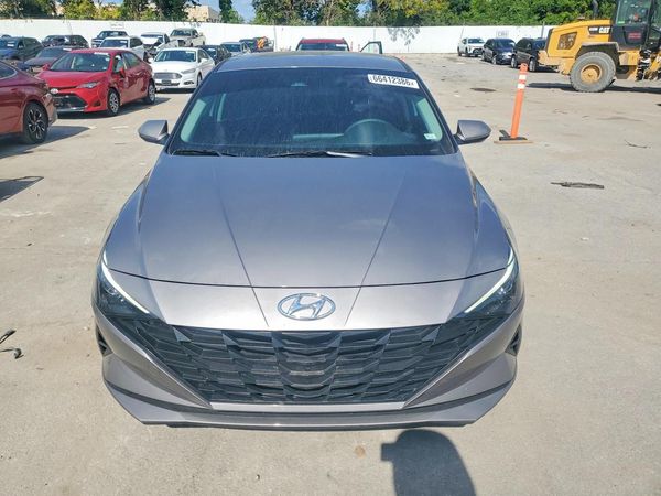 2021 HYUNDAI ELANTRA