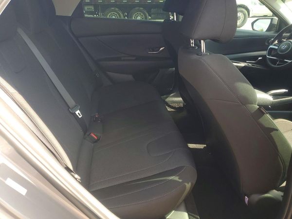 2021 HYUNDAI ELANTRA
