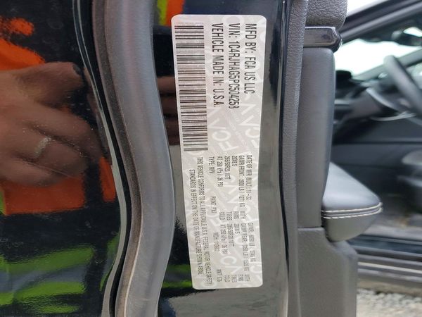 2023 JEEP GRAND CHEROKEE Laredo, Altitude