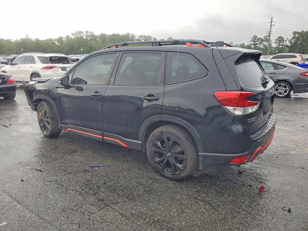 2022 SUBARU FORESTER