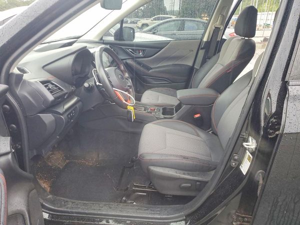 2022 SUBARU FORESTER