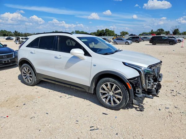 2020 CADILLAC XT4