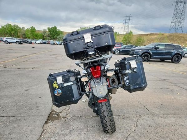 2012 TRIUMPH MOTORCYCLE TIGER