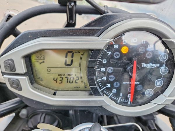 2012 TRIUMPH MOTORCYCLE TIGER
