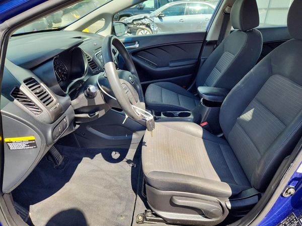 2017 KIA FORTE LX Popular, S