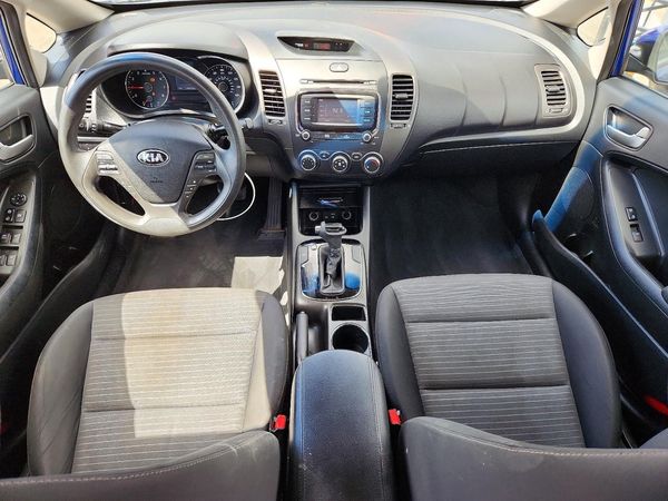 2017 KIA FORTE LX Popular, S