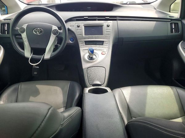 2012 TOYOTA PRIUS