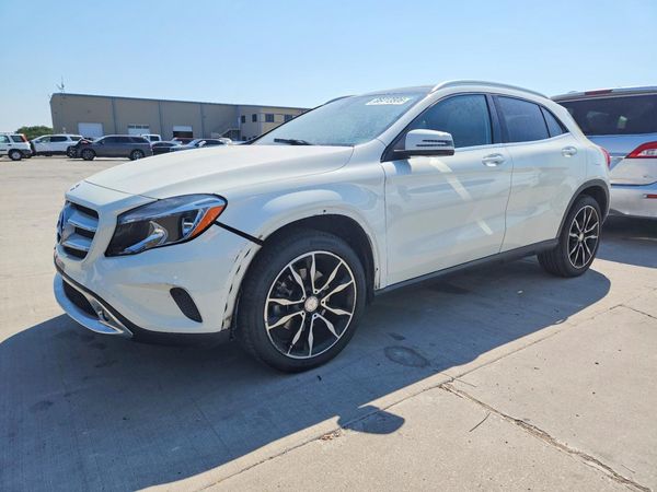 2016 MERCEDES-BENZ GLA