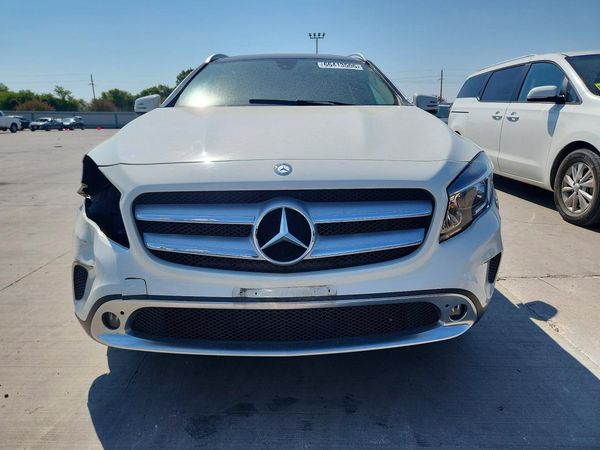 2016 MERCEDES-BENZ GLA GLA250