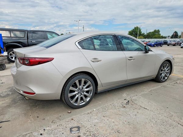 2022 MAZDA 3 Premium Package