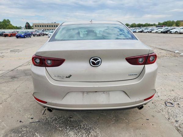 2022 MAZDA 3 Premium Package