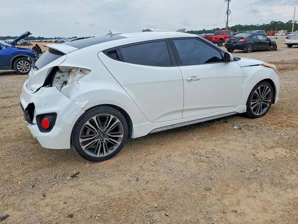2016 HYUNDAI VELOSTER