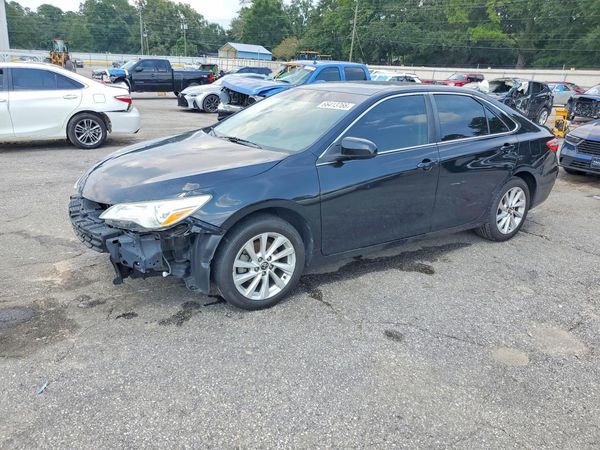 2017 TOYOTA CAMRY