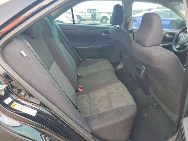 2017 TOYOTA CAMRY
