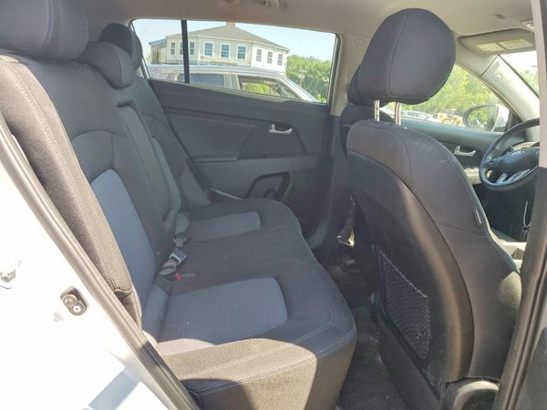 2016 KIA SPORTAGE LX w/Popular Pkg