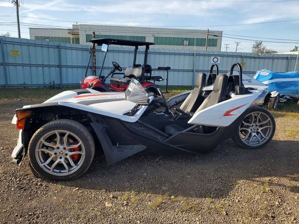 2022 POLARIS SLINGSHOT — LSDT