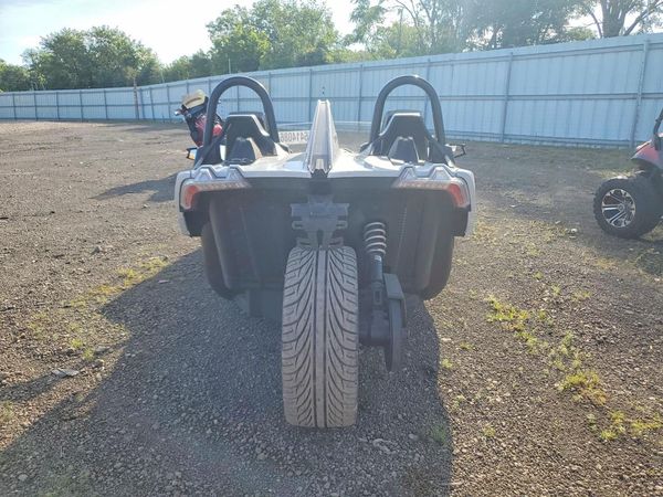 2022 POLARIS SLINGSHOT — DIRR