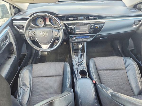 2015 TOYOTA COROLLA