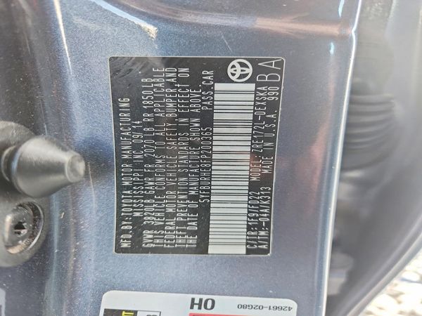 2015 TOYOTA COROLLA