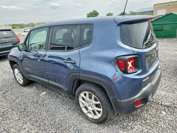 2023 JEEP RENEGADE Latitude, Upland