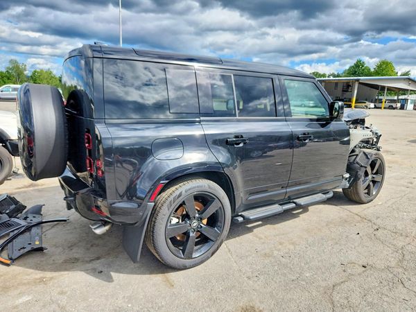 2025 LAND ROVER DEFENDER