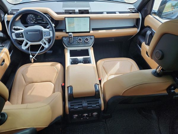 2025 LAND ROVER DEFENDER