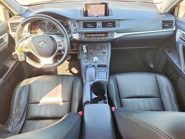 2013 LEXUS CT 200h