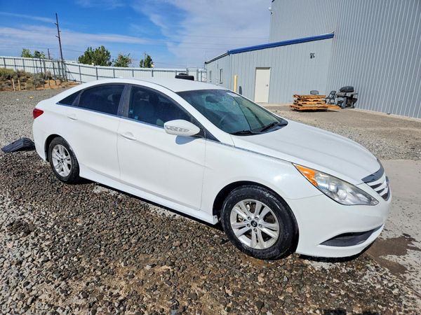 2014 HYUNDAI SONATA GLS/ GLS Popular