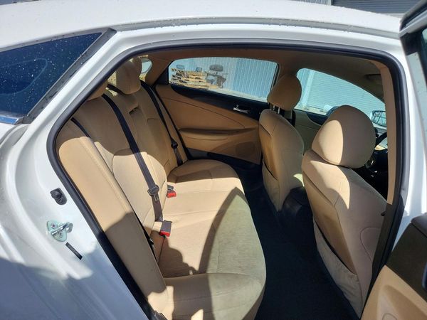 2014 HYUNDAI SONATA GLS/ GLS Popular
