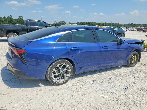 2026 KIA K5 EX