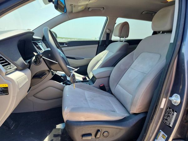 2016 HYUNDAI TUCSON