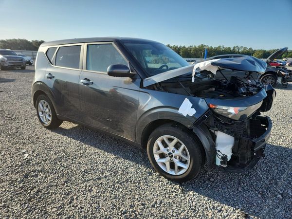 2025 KIA SOUL LX, S — Passenger 3/4