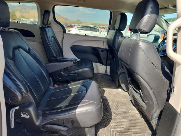 2019 CHRYSLER PACIFICA Touring L